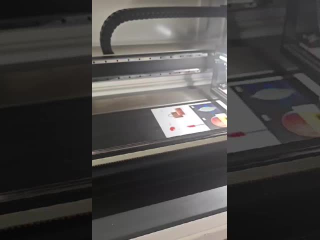 آلة الطباعة الرقمية للفارنيش