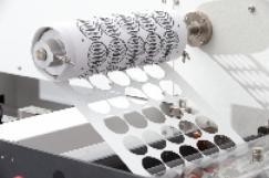 EcooGraphix VD320 نظام القطع الرقمي للاسمعة عالية السرعة متعدد الوظائف