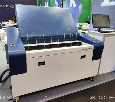 UV-800A F/S/E آلة CTP الحرارية للطباعة الأوتوماتيكية عبر الإنترنت