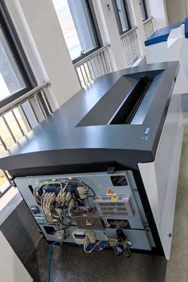 48 قناة UV CTCP Platesetter 2400dpi آلة تصنيع الألواح CTP